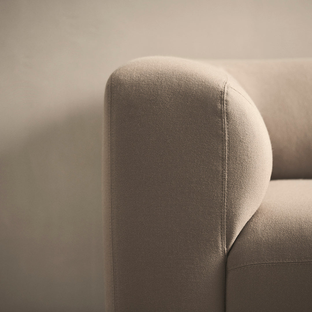 Angle 3-Seater Sofa w/ Large Corner