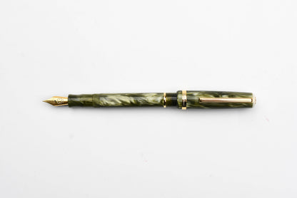 Esterbrook Model JR Pocket Fountain Pen - Palm Green