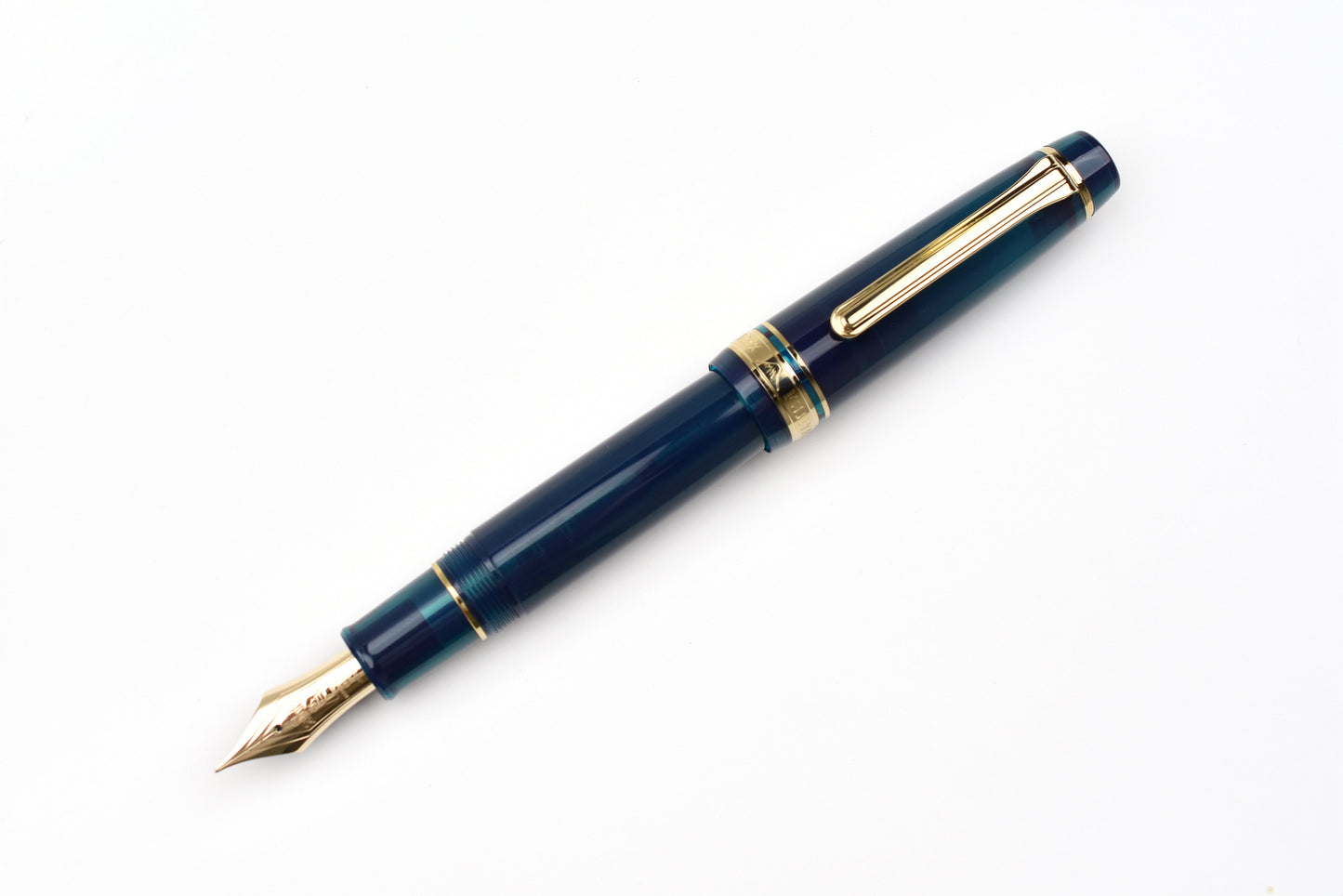 BUNGUBOX Original Oversized Fountain Pen - Fujiyama Blue