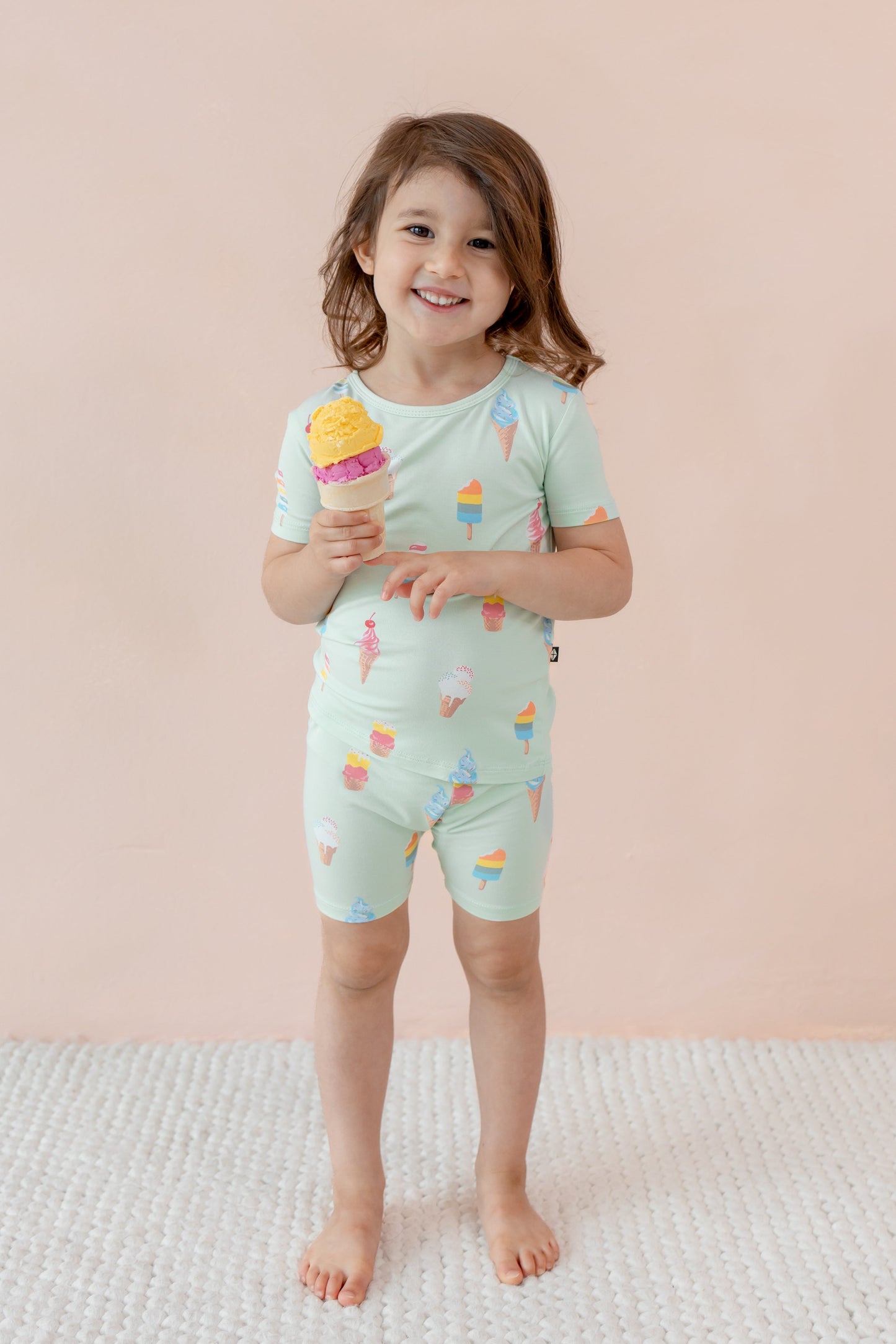 Short Sleeve Pajamas in Mint Ice Cream
