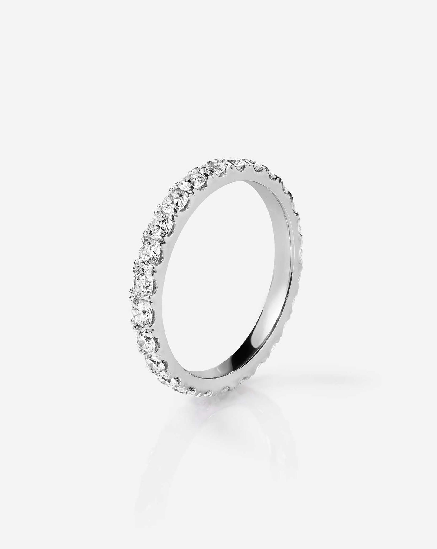 Classic Lab Diamond Band