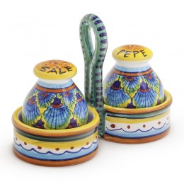 Hand-painted Italian majolica salt and pepper set in Eugenio Ricciarelli's B-61 pattern, made in Deruta — Biordi Art Imports