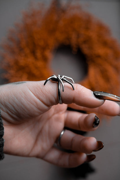 Aranea Ring