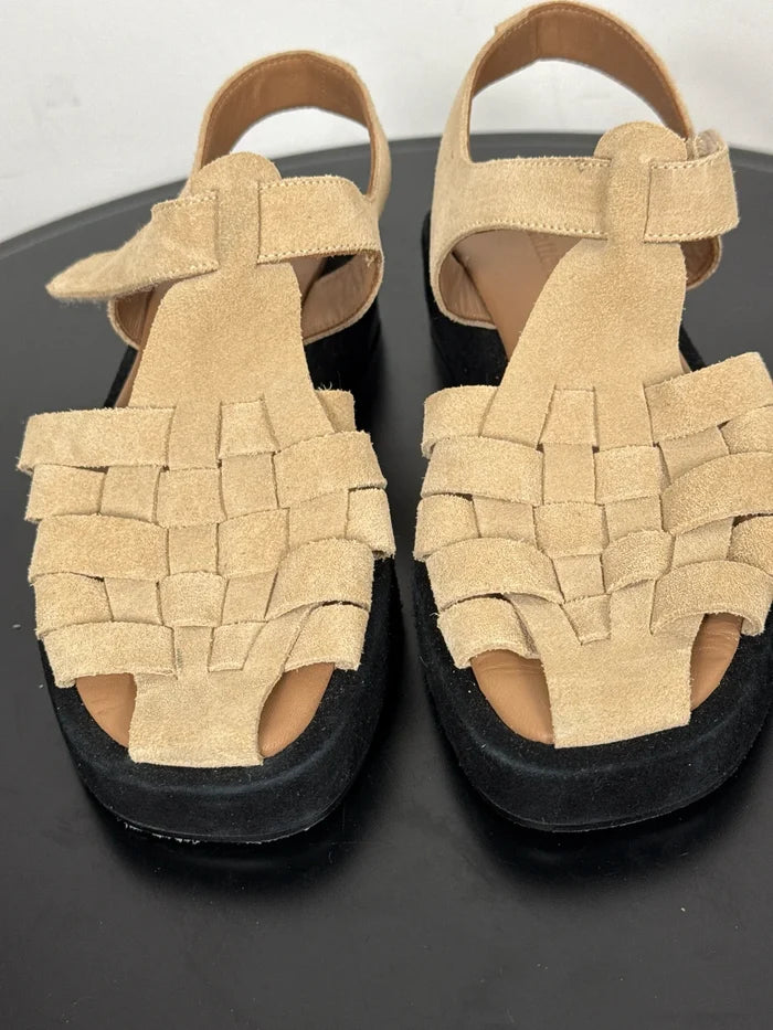 Flattered Gigi Beige Suede-sandaler