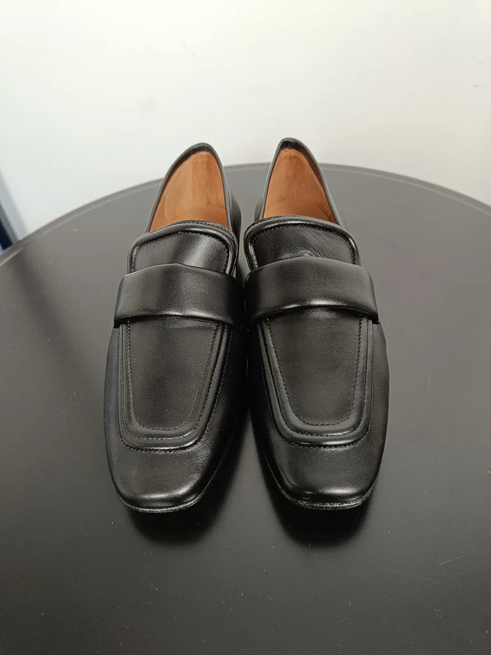Flattered Vivienne Black Leather-skinnloafers NWOT