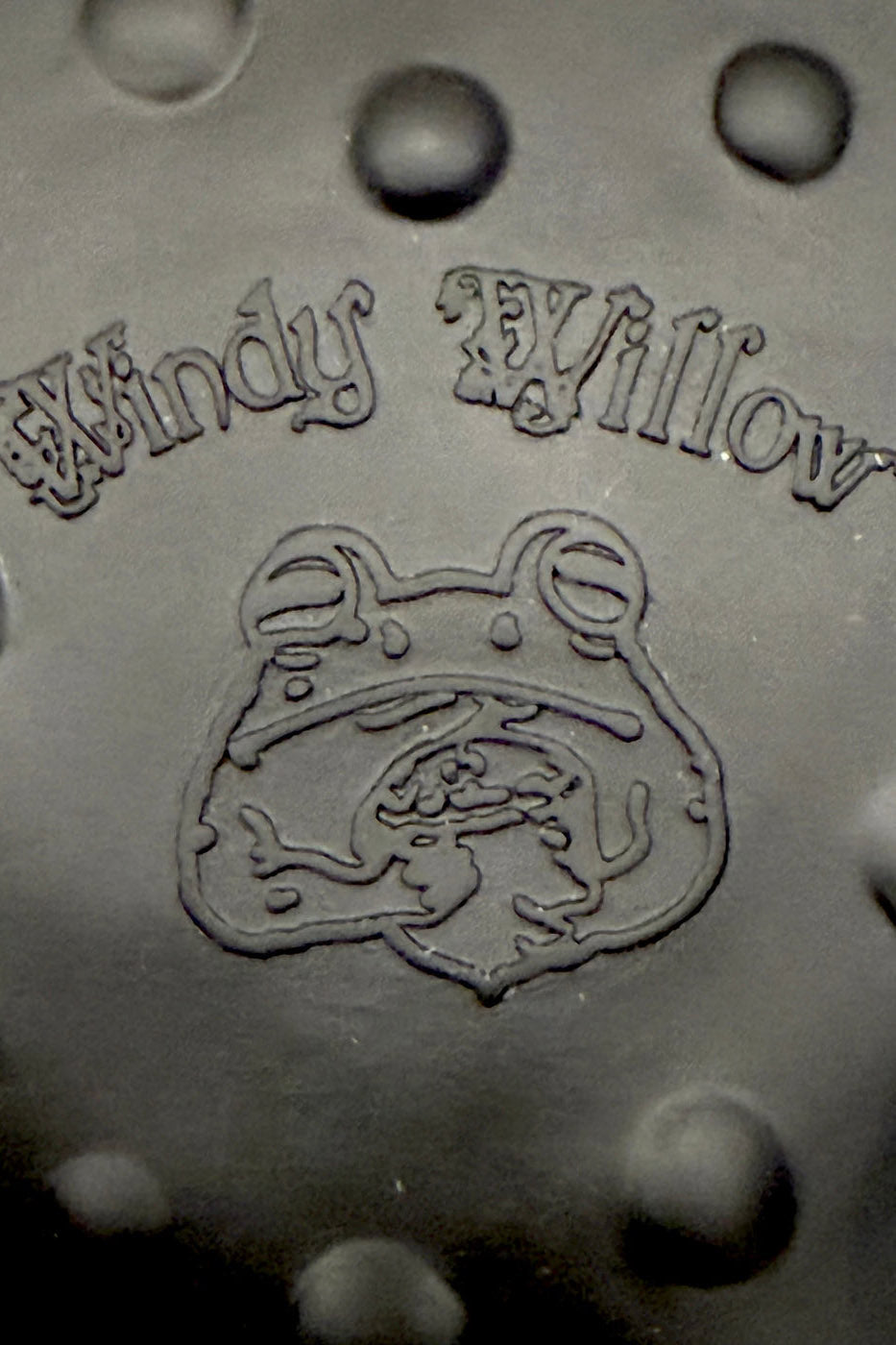 Black Toad Bag [Purple Eyes]