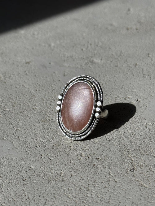 Peach Moonstone / Sunstone Ring Sz 8
