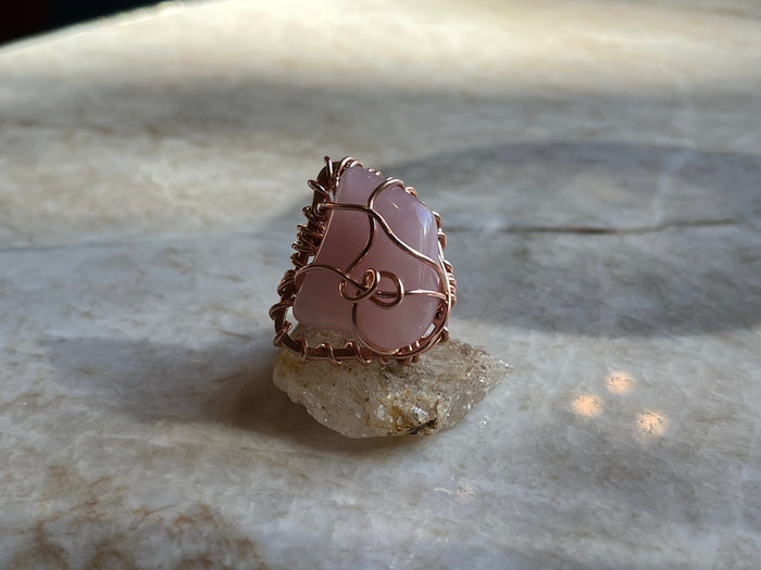 ROSE QUARTZ RING IN COPPER