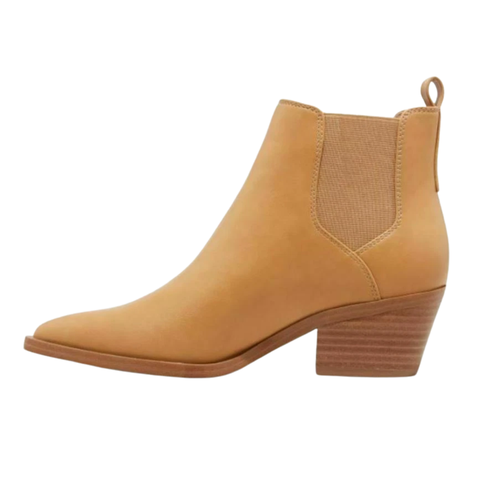 Universal Thread Women’s Rosemary Chelsea Boots Camel 096-104159