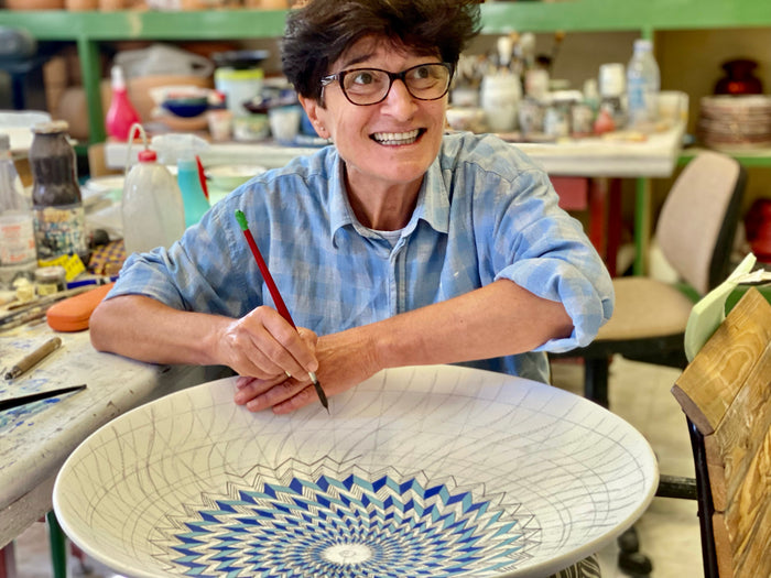 Vignoli Hand-Painted Ceramic Bowl – Fishy Design 5